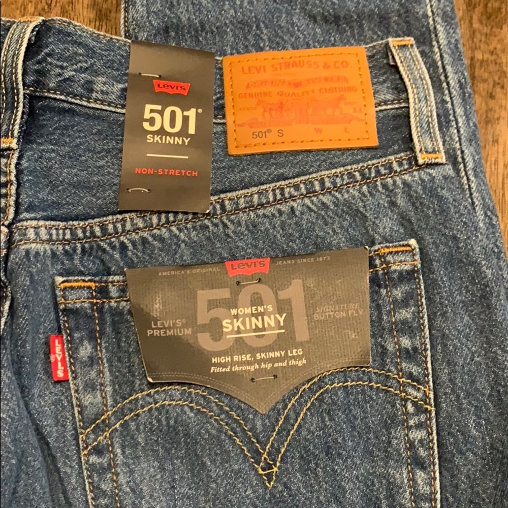 Levi’s 501 Skinny Jeans - Picture 10 of 12